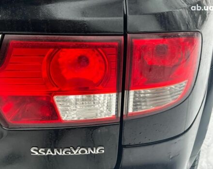 Черный Cанг Йонг Кирон Делюкс, объемом двигателя 2 л и пробегом 285 тыс. км за 4490 $, фото 11 на Automoto.ua