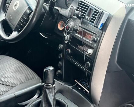 Черный Cанг Йонг Кирон Делюкс, объемом двигателя 2 л и пробегом 285 тыс. км за 4490 $, фото 33 на Automoto.ua