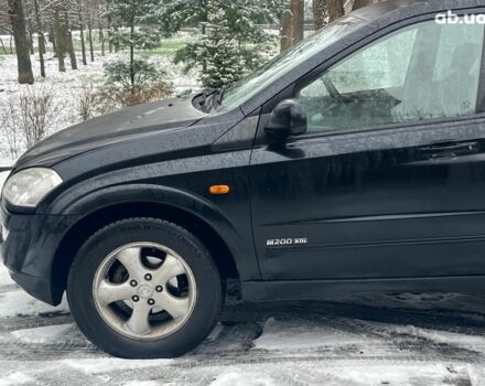 Черный Cанг Йонг Кирон Делюкс, объемом двигателя 2 л и пробегом 285 тыс. км за 4490 $, фото 13 на Automoto.ua