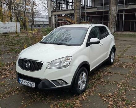 Белый Cанг Йонг Корандо, объемом двигателя 2 л и пробегом 192 тыс. км за 5900 $, фото 8 на Automoto.ua