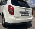 Білий Cанг Йонг Korando, об'ємом двигуна 2 л та пробігом 100 тис. км за 12500 $, фото 5 на Automoto.ua