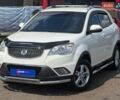 Белый Cанг Йонг Корандо, объемом двигателя 2 л и пробегом 230 тыс. км за 8400 $, фото 1 на Automoto.ua