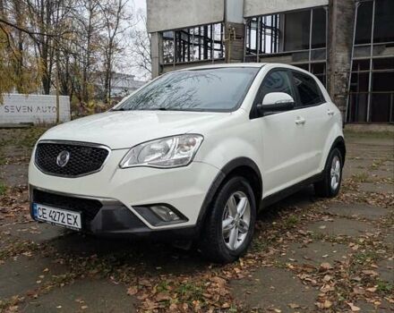 Белый Cанг Йонг Корандо, объемом двигателя 2 л и пробегом 192 тыс. км за 5900 $, фото 6 на Automoto.ua