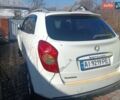 Белый Cанг Йонг Корандо, объемом двигателя 2 л и пробегом 213 тыс. км за 7099 $, фото 4 на Automoto.ua