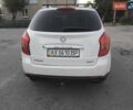 Білий Cанг Йонг Korando, об'ємом двигуна 2 л та пробігом 197 тис. км за 7600 $, фото 1 на Automoto.ua