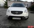 Білий Cанг Йонг Korando, об'ємом двигуна 2 л та пробігом 195 тис. км за 7800 $, фото 1 на Automoto.ua