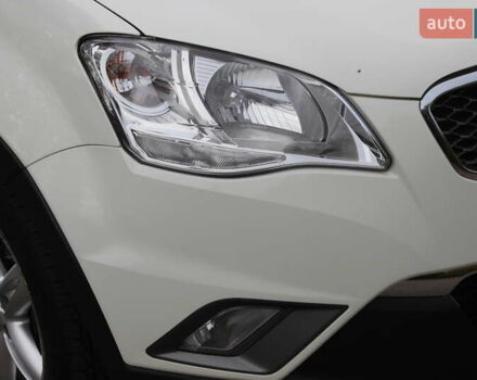 Білий Cанг Йонг Korando, об'ємом двигуна 2 л та пробігом 62 тис. км за 11700 $, фото 8 на Automoto.ua