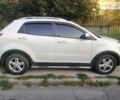 Білий Cанг Йонг Korando, об'ємом двигуна 2 л та пробігом 200 тис. км за 9500 $, фото 1 на Automoto.ua