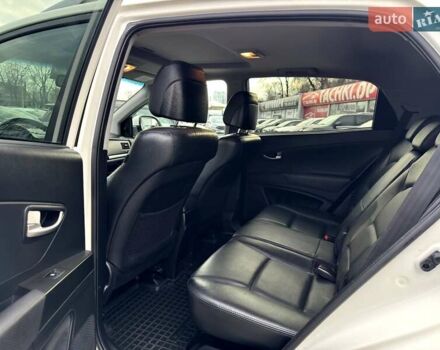 Білий Cанг Йонг Korando, об'ємом двигуна 2 л та пробігом 62 тис. км за 10999 $, фото 26 на Automoto.ua