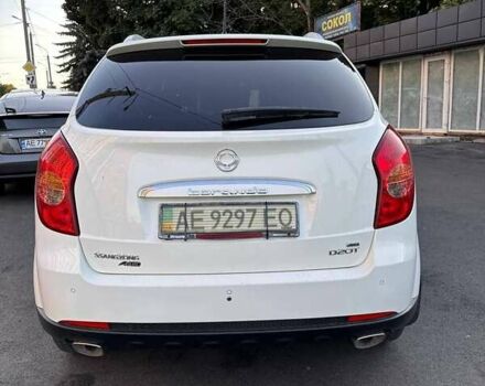 Білий Cанг Йонг Korando, об'ємом двигуна 2 л та пробігом 62 тис. км за 11110 $, фото 1 на Automoto.ua