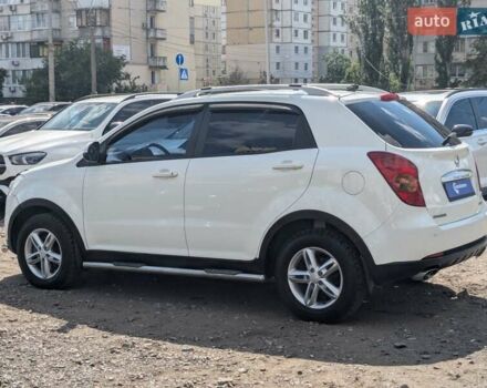 Белый Cанг Йонг Корандо, объемом двигателя 2 л и пробегом 230 тыс. км за 8400 $, фото 7 на Automoto.ua