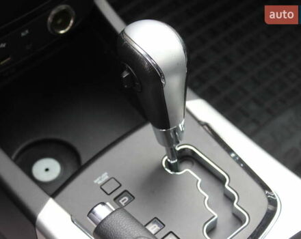 Белый Cанг Йонг Корандо, объемом двигателя 2 л и пробегом 62 тыс. км за 11400 $, фото 28 на Automoto.ua