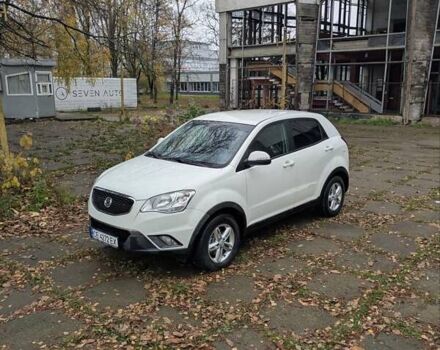 Белый Cанг Йонг Корандо, объемом двигателя 2 л и пробегом 192 тыс. км за 5900 $, фото 15 на Automoto.ua