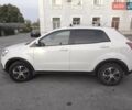 Білий Cанг Йонг Korando, об'ємом двигуна 2 л та пробігом 197 тис. км за 7600 $, фото 2 на Automoto.ua