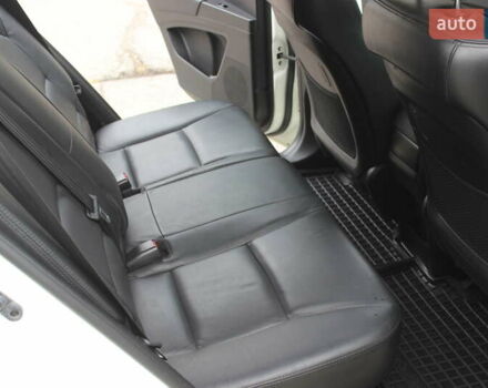 Білий Cанг Йонг Korando, об'ємом двигуна 2 л та пробігом 62 тис. км за 11700 $, фото 18 на Automoto.ua