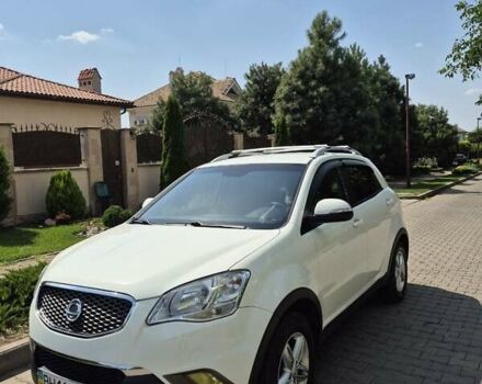 Білий Cанг Йонг Korando, об'ємом двигуна 2 л та пробігом 130 тис. км за 8200 $, фото 7 на Automoto.ua