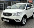 Білий Cанг Йонг Korando, об'ємом двигуна 2 л та пробігом 62 тис. км за 10999 $, фото 12 на Automoto.ua