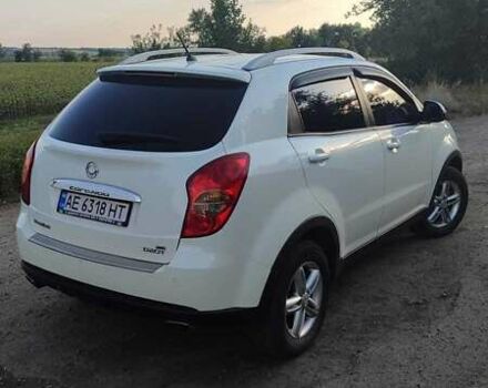 Білий Cанг Йонг Korando, об'ємом двигуна 2 л та пробігом 186 тис. км за 8500 $, фото 1 на Automoto.ua