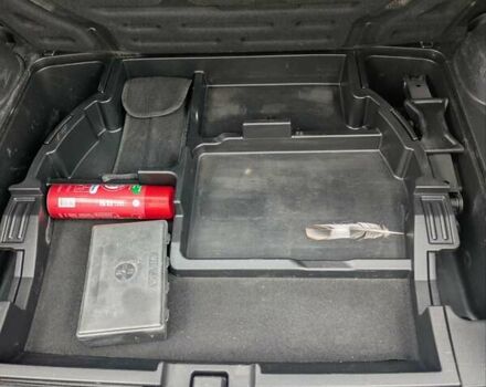 Белый Cанг Йонг Корандо, объемом двигателя 2 л и пробегом 192 тыс. км за 5900 $, фото 17 на Automoto.ua