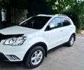 Білий Cанг Йонг Korando, об'ємом двигуна 2 л та пробігом 134 тис. км за 8000 $, фото 1 на Automoto.ua