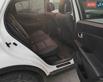 Білий Cанг Йонг Korando, об'ємом двигуна 2 л та пробігом 197 тис. км за 7600 $, фото 4 на Automoto.ua