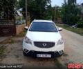 Белый Cанг Йонг Корандо, объемом двигателя 2 л и пробегом 150 тыс. км за 8000 $, фото 6 на Automoto.ua