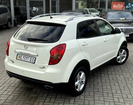Білий Cанг Йонг Korando, об'ємом двигуна 2 л та пробігом 62 тис. км за 10999 $, фото 14 на Automoto.ua