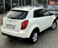 Білий Cанг Йонг Korando, об'ємом двигуна 2 л та пробігом 62 тис. км за 10999 $, фото 14 на Automoto.ua