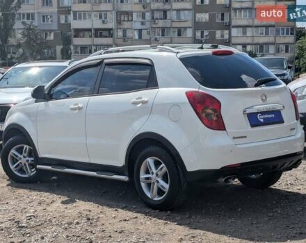 Белый Cанг Йонг Корандо, объемом двигателя 2 л и пробегом 230 тыс. км за 8400 $, фото 11 на Automoto.ua
