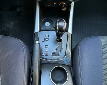 Белый Cанг Йонг Корандо, объемом двигателя 2 л и пробегом 111 тыс. км за 9300 $, фото 32 на Automoto.ua