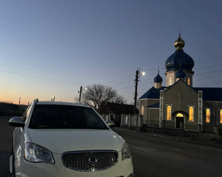 Білий Cанг Йонг Korando, об'ємом двигуна 2 л та пробігом 158 тис. км за 9200 $, фото 1 на Automoto.ua