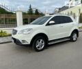 Білий Cанг Йонг Korando, об'ємом двигуна 2 л та пробігом 170 тис. км за 10500 $, фото 2 на Automoto.ua