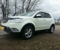 Білий Cанг Йонг Korando, об'ємом двигуна 2 л та пробігом 200 тис. км за 8500 $, фото 1 на Automoto.ua