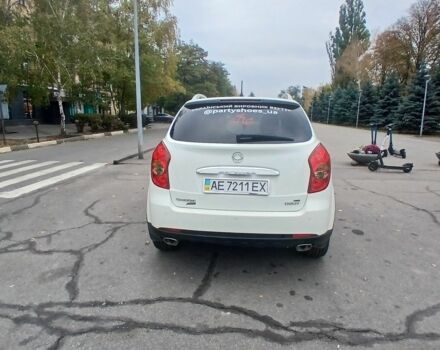 Cанг Йонг Korando 2012 у Новомосковске на Automoto.ua Білий Cанг Йонг Korando, об'ємом двигуна 2 л та пробігом 77 тис. км за 9500 $, фото 4 на Automoto.ua