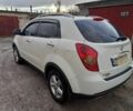 Білий Cанг Йонг Korando, об'ємом двигуна 2 л та пробігом 190 тис. км за 8850 $, фото 3 на Automoto.ua