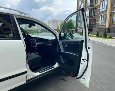 Білий Cанг Йонг Korando, об'ємом двигуна 0 л та пробігом 229 тис. км за 9500 $, фото 8 на Automoto.ua