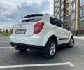 Білий Cанг Йонг Korando, об'ємом двигуна 0 л та пробігом 229 тис. км за 9500 $, фото 2 на Automoto.ua