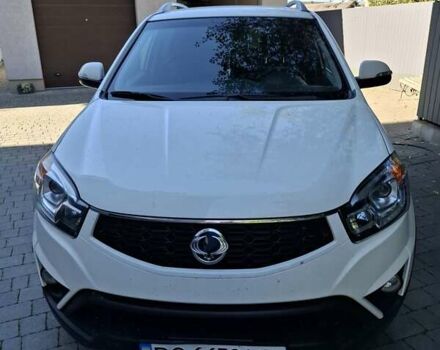 Білий Cанг Йонг Korando, об'ємом двигуна 2 л та пробігом 93 тис. км за 9800 $, фото 5 на Automoto.ua