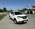 Білий Cанг Йонг Korando, об'ємом двигуна 2 л та пробігом 155 тис. км за 10800 $, фото 16 на Automoto.ua