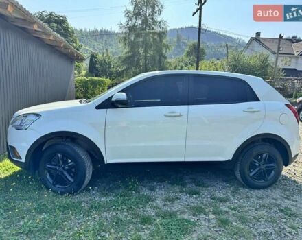 Білий Cанг Йонг Korando, об'ємом двигуна 2 л та пробігом 127 тис. км за 9700 $, фото 15 на Automoto.ua