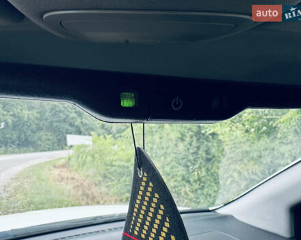 Білий Cанг Йонг Korando, об'ємом двигуна 2 л та пробігом 164 тис. км за 8100 $, фото 9 на Automoto.ua