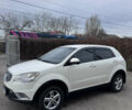 Білий Cанг Йонг Korando, об'ємом двигуна 2 л та пробігом 205 тис. км за 8000 $, фото 5 на Automoto.ua