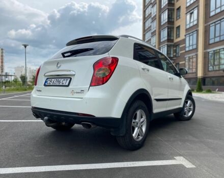 Белый Cанг Йонг Корандо, объемом двигателя 2 л и пробегом 229 тыс. км за 7400 $, фото 1 на Automoto.ua