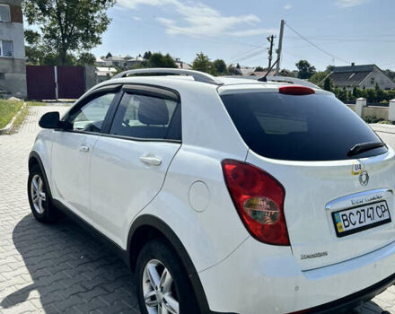 Білий Cанг Йонг Korando, об'ємом двигуна 2 л та пробігом 155 тис. км за 10800 $, фото 9 на Automoto.ua