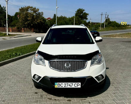 Білий Cанг Йонг Korando, об'ємом двигуна 2 л та пробігом 156 тис. км за 8500 $, фото 1 на Automoto.ua