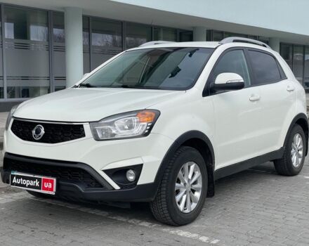 Білий Cанг Йонг Korando, об'ємом двигуна 2 л та пробігом 231 тис. км за 8990 $, фото 16 на Automoto.ua