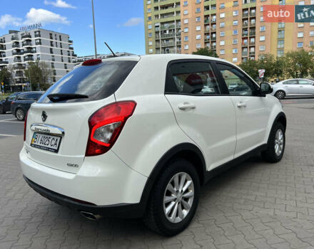 Білий Cанг Йонг Korando, об'ємом двигуна 2 л та пробігом 109 тис. км за 9500 $, фото 4 на Automoto.ua
