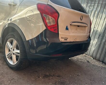 Белый Cанг Йонг Корандо, объемом двигателя 2 л и пробегом 150 тыс. км за 5900 $, фото 1 на Automoto.ua