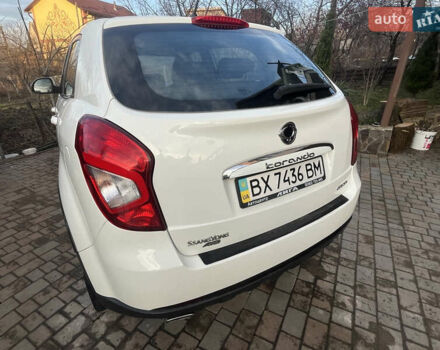 Белый Cанг Йонг Корандо, объемом двигателя 2 л и пробегом 141 тыс. км за 9100 $, фото 3 на Automoto.ua