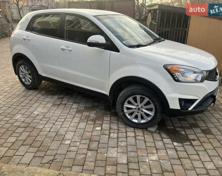 Білий Cанг Йонг Korando, об'ємом двигуна 2 л та пробігом 140 тис. км за 9000 $, фото 11 на Automoto.ua